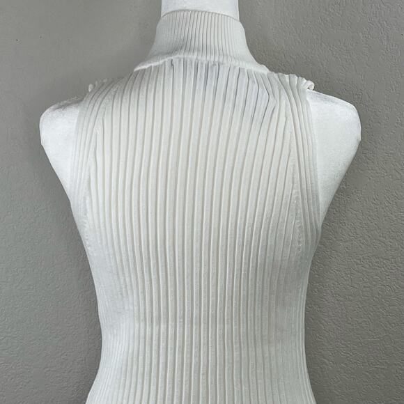 Belldini Black Label White Quarter Zip Mock Neck Sleeveless Sweater Plus 1X NWT - Picture 10 of 15